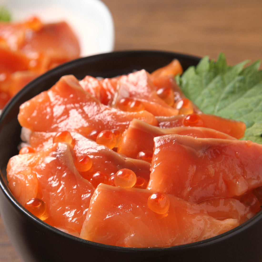 サーモン丼(づけサーモン)